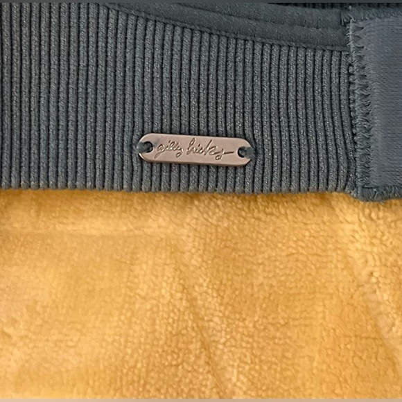 Hollister Halter Bra - Picture 2 of 3